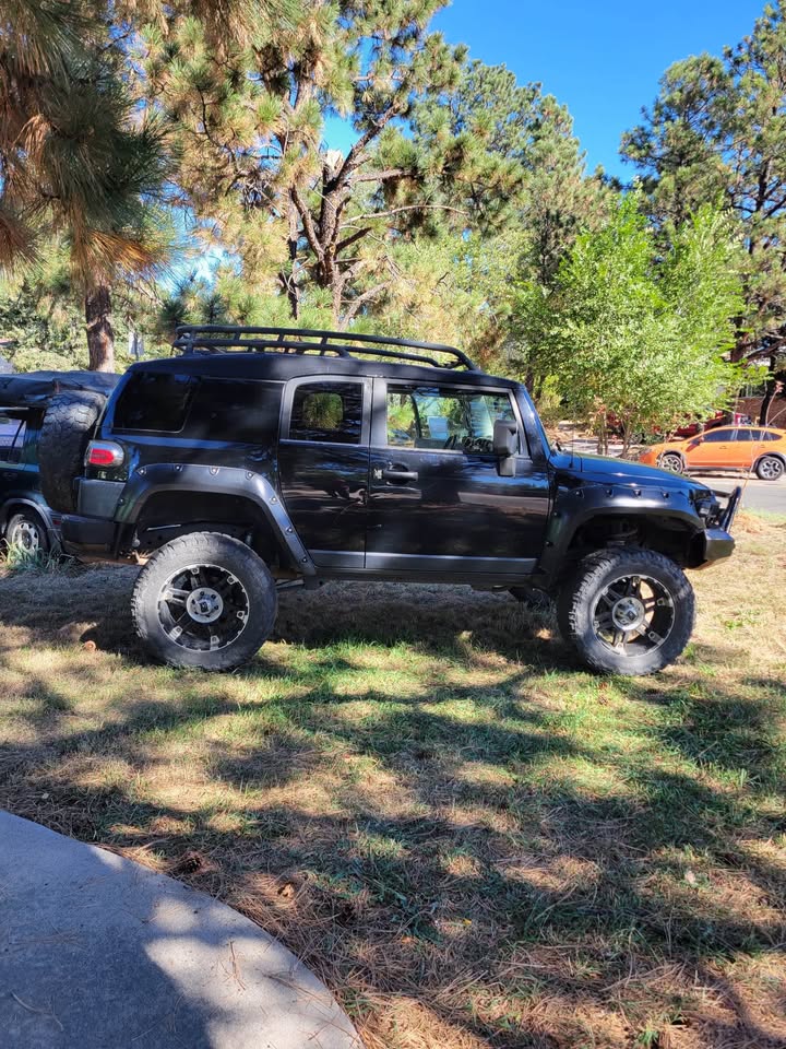 2007 Toyota FJ Cruiser in Colorado Springs, CO (photo 3) — photo 3