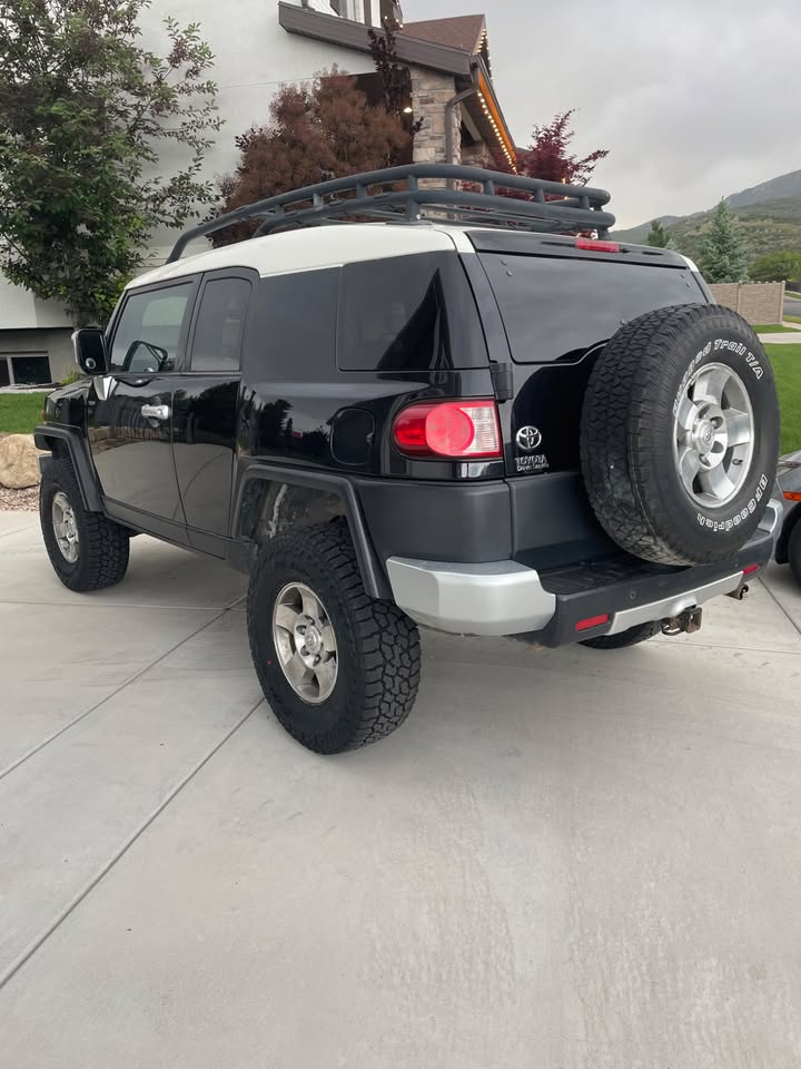 2008 Toyota FJ Cruiser in Logan, UT (photo 3) — photo 3