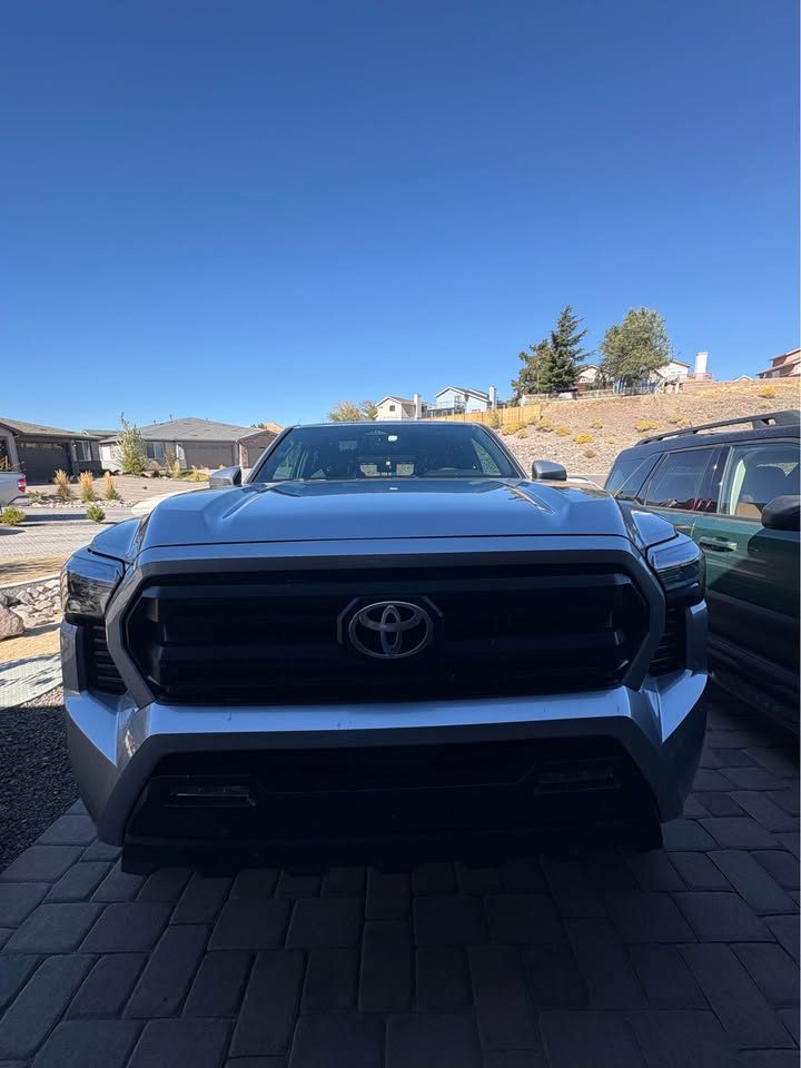 2025 Toyota Tacoma Double Cab · SR5 Pickup 4D 6 ft in Sun Valley, NV (photo 3) — photo 3