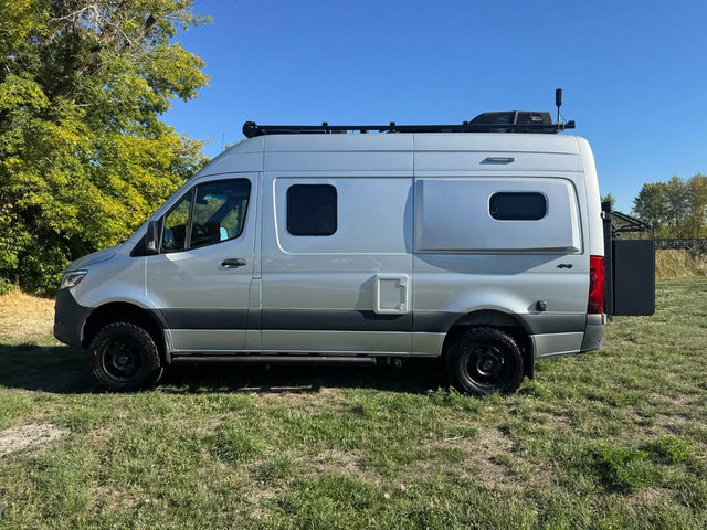 2021 Winnebago Revel EX-L — photo 3