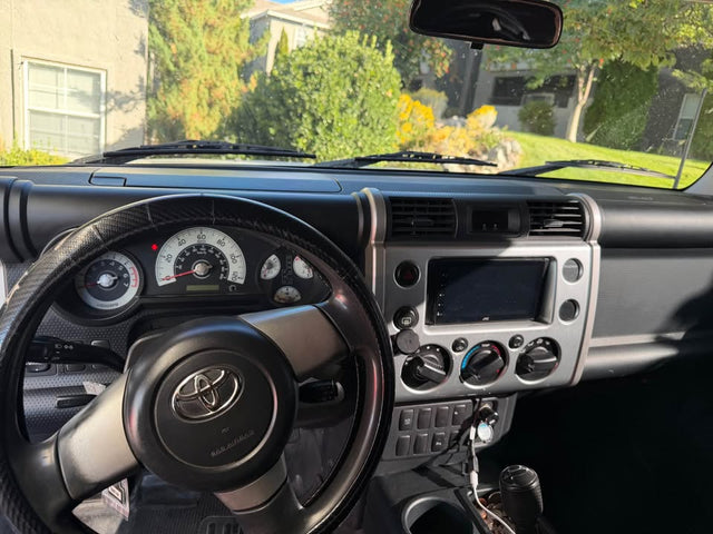 2008 Toyota FJ Cruiser — photo 3