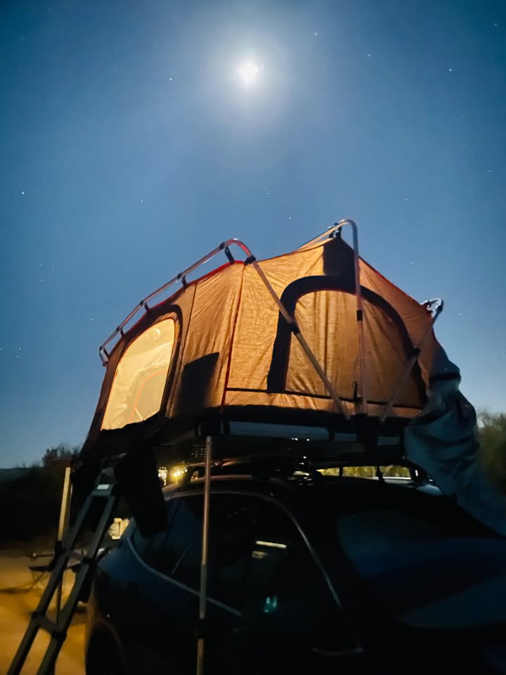 Roofnest Meadowlark XL Rooftop Tent - Excellent Condition in Peoria, AZ (photo 3) — photo 3