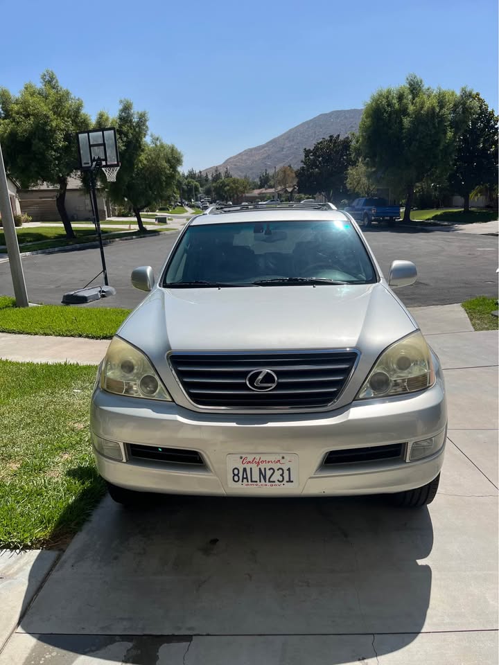 2004 Lexus GX · GX 470 Sport Utility 4D in Fontana, CA (photo 3) — photo 3