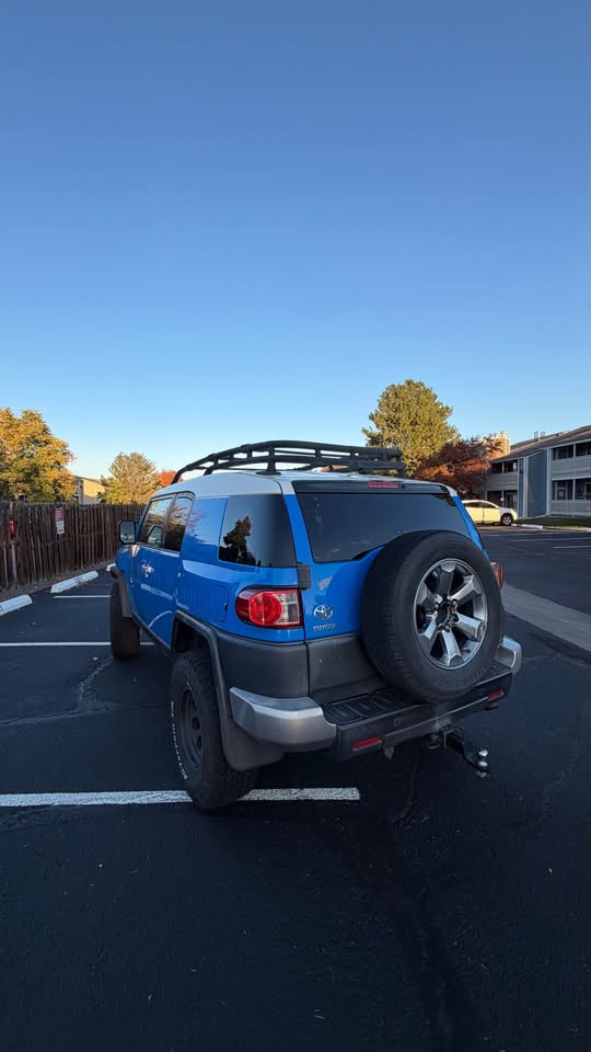 2007 Toyota FJ Cruiser · Sport Utility 2D in Denver, CO (photo 3) — photo 3