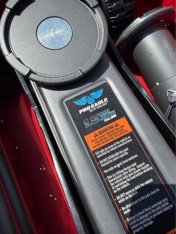 Pro Eagle 1.5 TON BIG WHEEL OFF ROAD JACK - "TALON" - New without Box in San Leandro, CA (photo 3) — photo 3