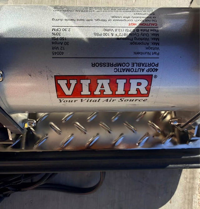 Viair 400P Portable Air Compressor — photo 3