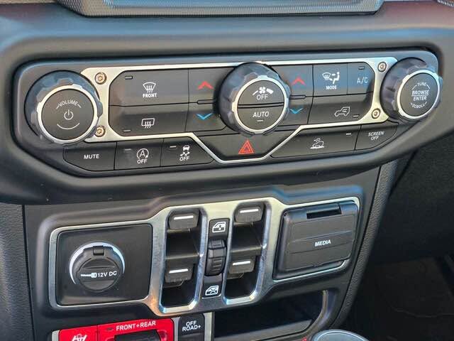 2022 Jeep Gladiator · Rubicon Pickup 4D 5 ft in Oceanside, CA (photo 5) — photo 5