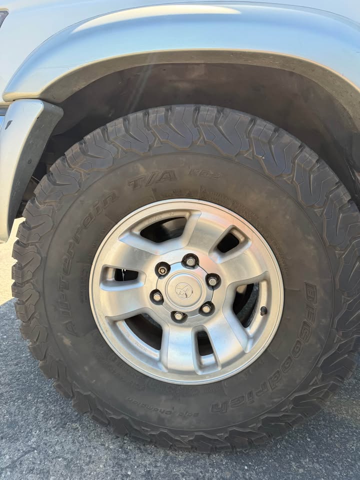 2000 Toyota 4Runner · SR5 Sport Utility 4D in Fresno, CA (photo 9) — photo 9