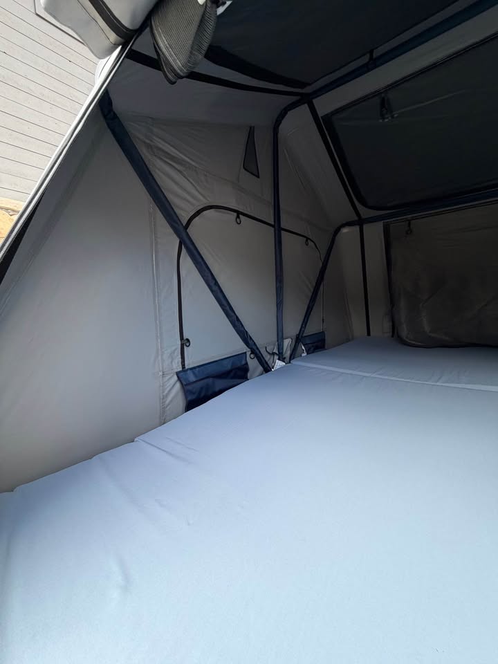 Thule Tepui Kukenam 3 Rooftop Tent + Hest Mattress — Never Slept In in Dillon, CO (photo 5) — photo 5