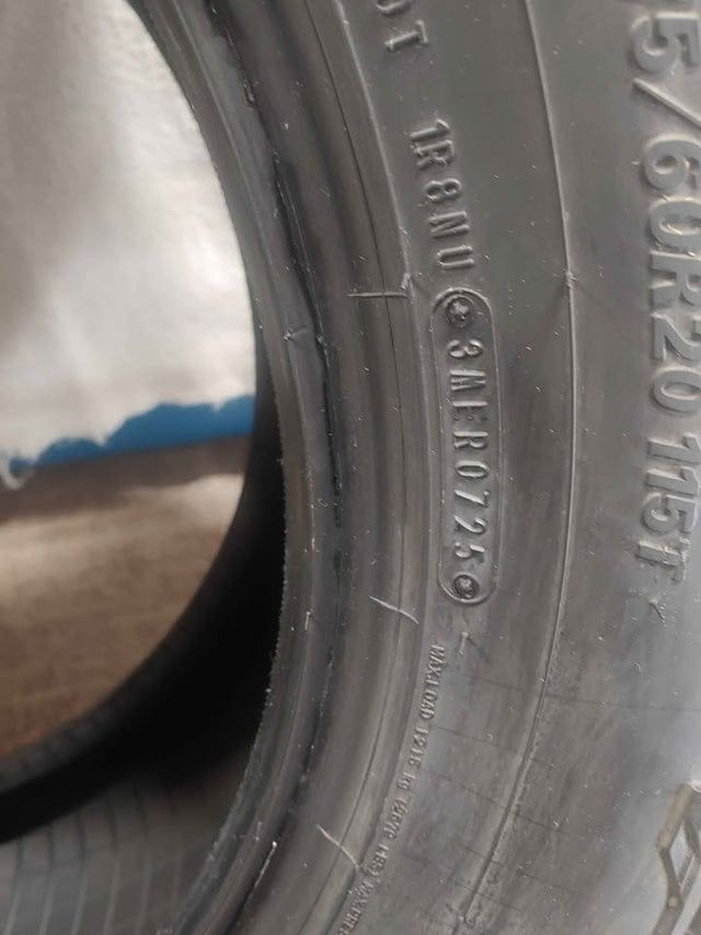 Falken WILDPEAK A/T tire set 4 — photo 2
