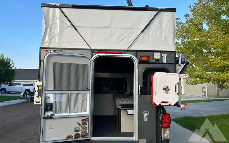 4 Wheel Camper Hawk shell — used for sale in Nampa, ID (photo 3) — photo 3
