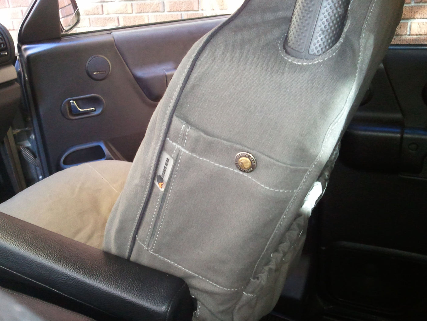 Land Rover Discovery 2 Seat Covers — Equipt Expedition Outfitters (photo 6)