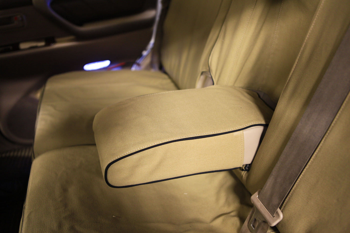 Toyota Land Cruiser 100 Series Seat Covers — photo 8
