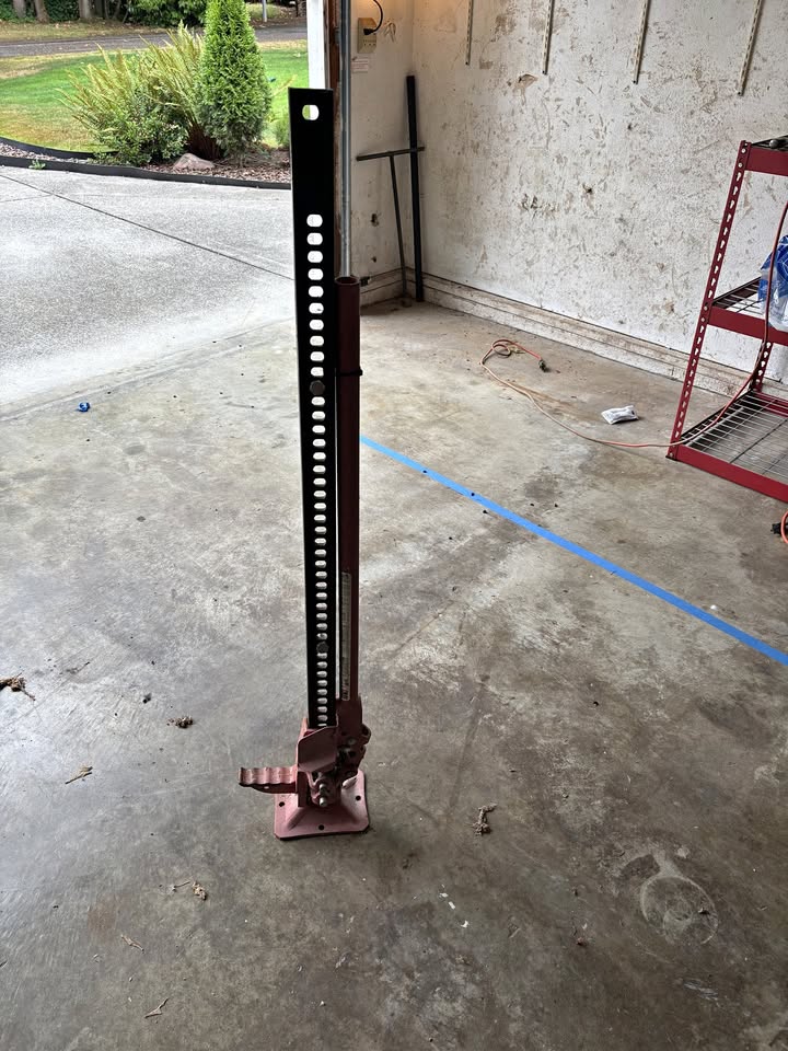 HiLift Jack - offroad jack - post puller in Battle Ground, WA (photo 1) — photo 1
