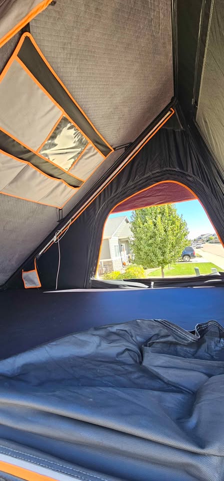 Roofnest Falcon 2 rooftop tent in Johnstown, CO (photo 4) — photo 4