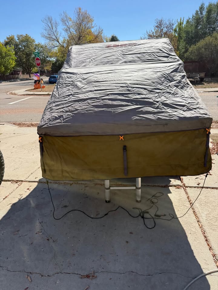 23Zero Walkabout 62 Rooftop Tent – Winter Liner + NEW Cover in Berthoud, CO (photo 4) — photo 4