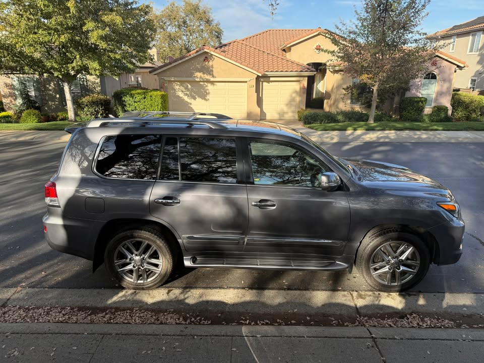 2015 Lexus LX · LX 570 Sport Utility 4D in El Dorado Hills, CA (photo 4) — photo 4