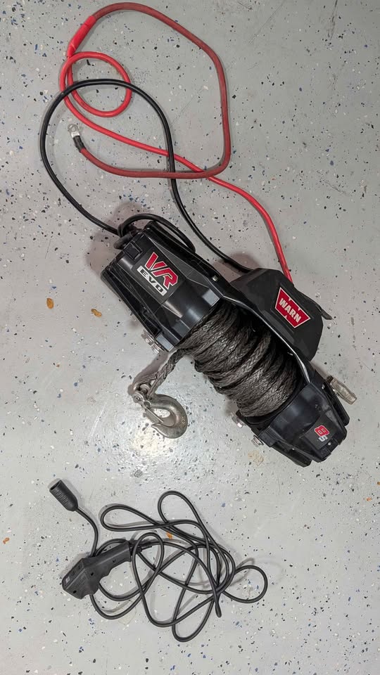 Warn VR EVO 8-S Winch in Loveland, CO (photo 4) — photo 4