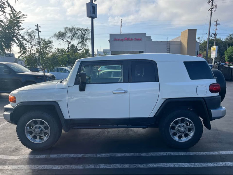 2013 Toyota FJ Cruiser · Sport Utility 2D in Malibu, CA (photo 4) — photo 4