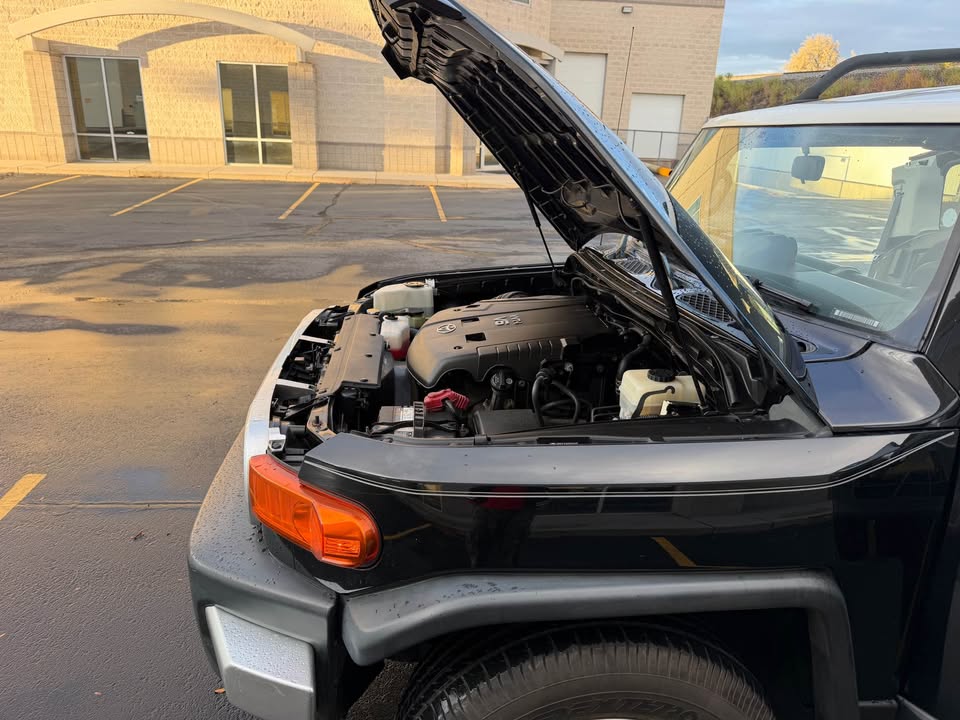 2007 Toyota FJ Cruiser · Sport Utility 2D in Salt Lake City, UT (photo 4) — photo 4