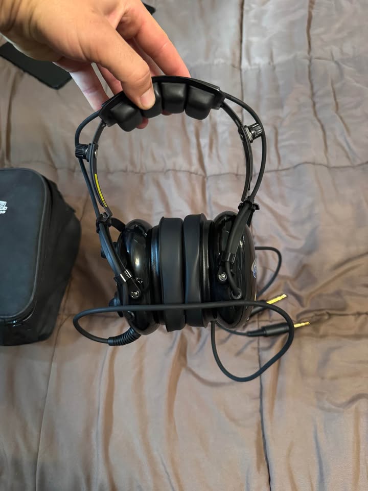Rugged Radios Aviation Headset in Turlock, CA (photo 4) — photo 4