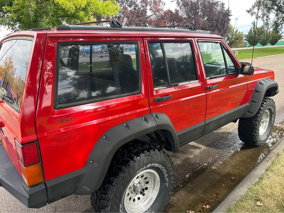 1996 Jeep Cherokee Sport XJ, 5sp, loaded in Nampa, ID (photo 4) — photo 4
