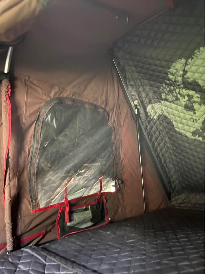 Skycamp Mini Rooftop Tent with THULE crossbars in Park City, UT (photo 4) — photo 4