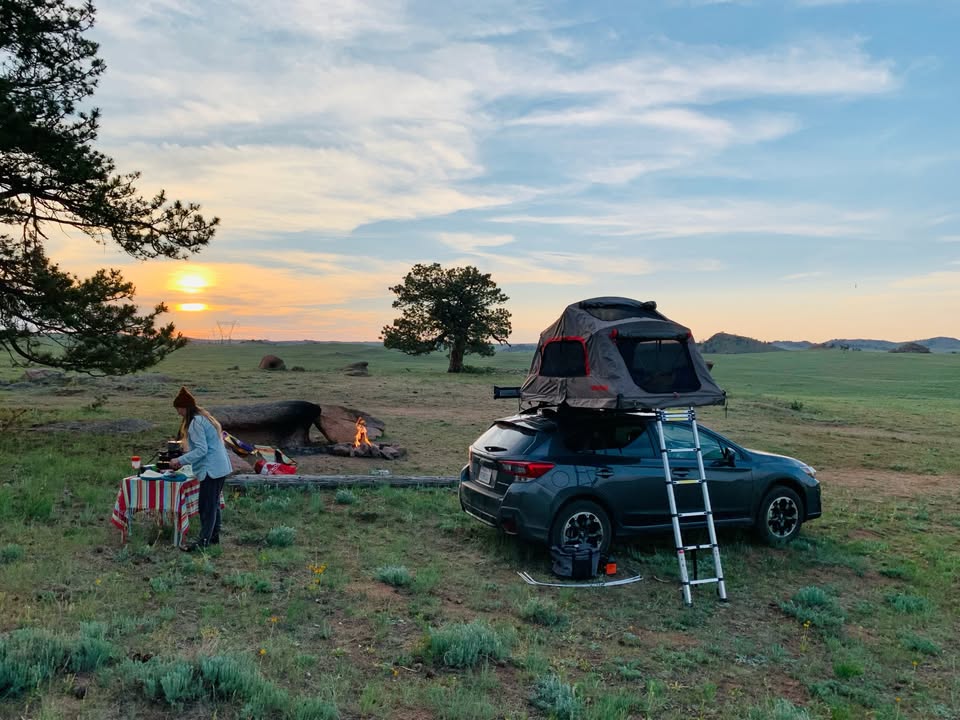 Yakima SkyRise HD 2 Rooftop Tent + SlimShady Awning in Oakland, CA (photo 4) — photo 4