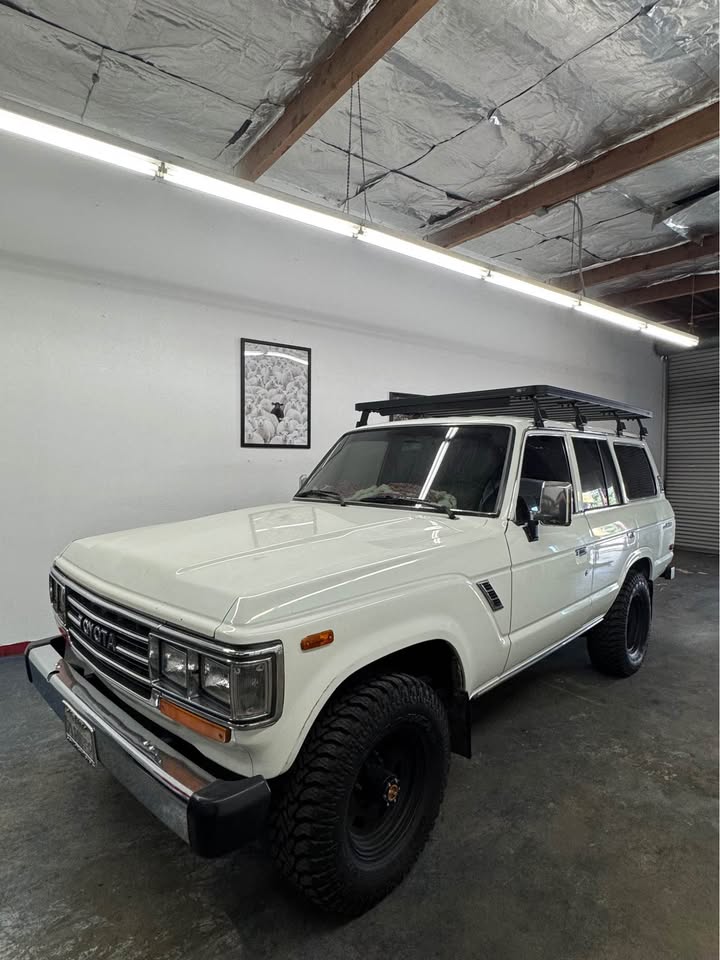 1988 Toyota Landcruiser · Sport Utility 4D in Gardena, CA (photo 4) — photo 4