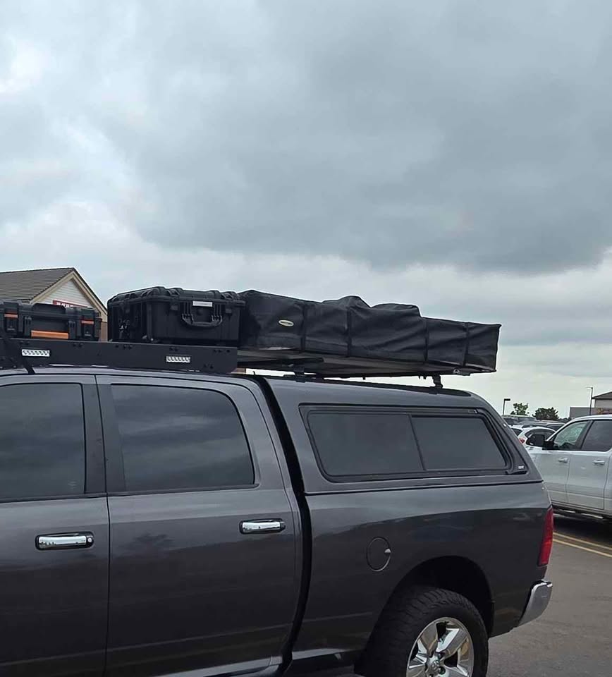 Smittybilt Overlander XL Gen 1 RTT Rooftop tent in Colorado Springs, CO (photo 4) — photo 4