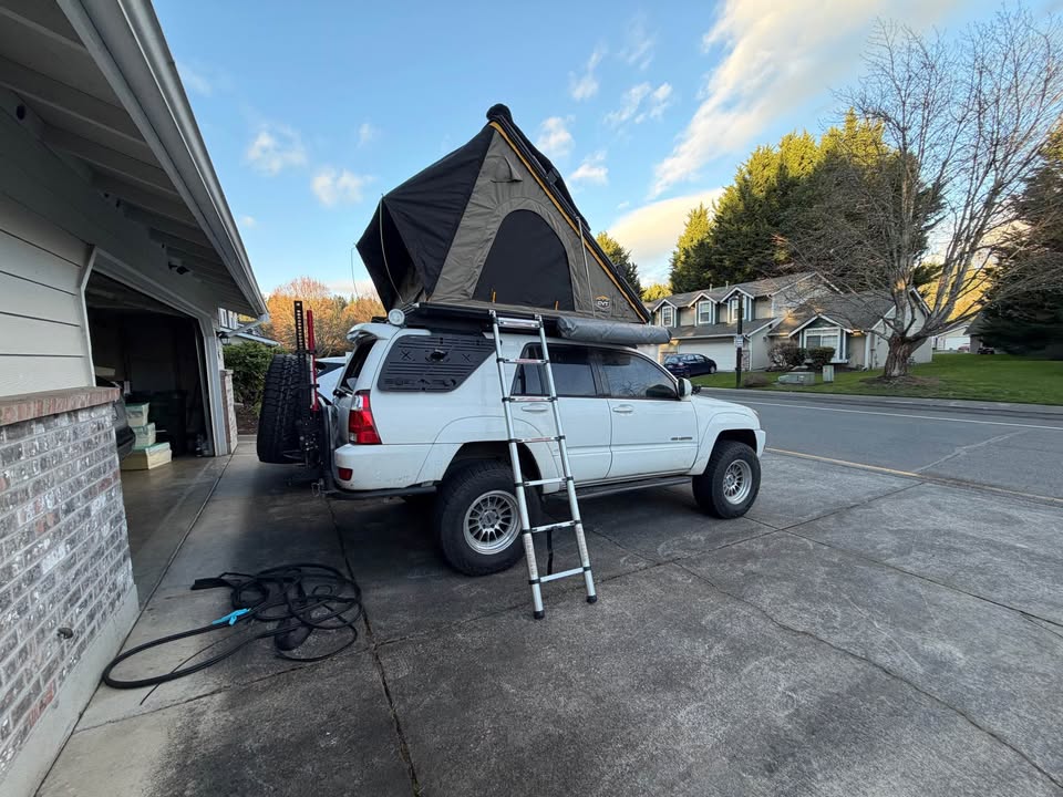 Cvt tent with ovs 180 awning in Puyallup, WA (photo 4) — photo 4