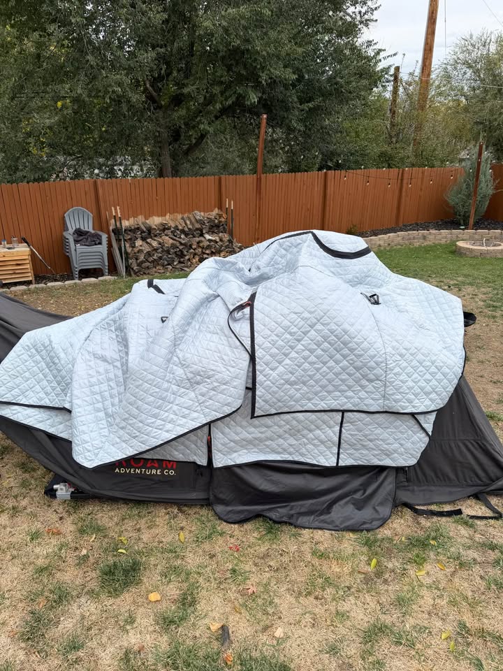 ROAM Vagabond XL 1.0 Rooftop Tent – Annex + Insulated Liner in Wheat Ridge, CO (photo 4) — photo 4