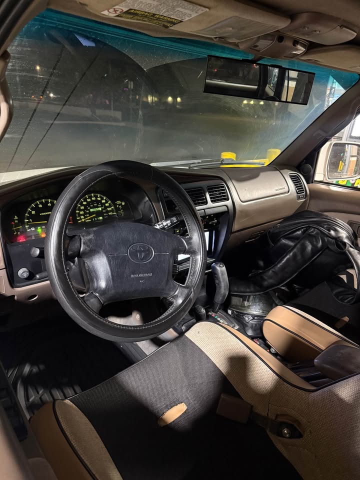 1998 Toyota 4Runner · TRD Off-Road Sport Utility 4D in Woodland Hills, CA (photo 4) — photo 4