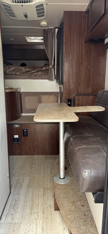 2019 Palomino Backpack Edition HS-750 Truck Camper in Mesa, AZ (photo 4) — photo 4