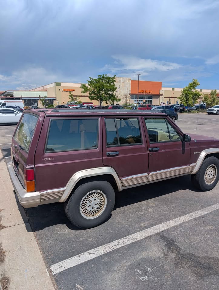 1993 Jeep Cherokee · Country Sport Utility 4D in Boulder, CO (photo 4) — photo 4
