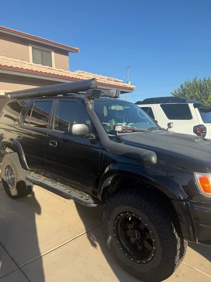 2002 Toyota 4Runner SR5 in Glendale, AZ (photo 4) — photo 4