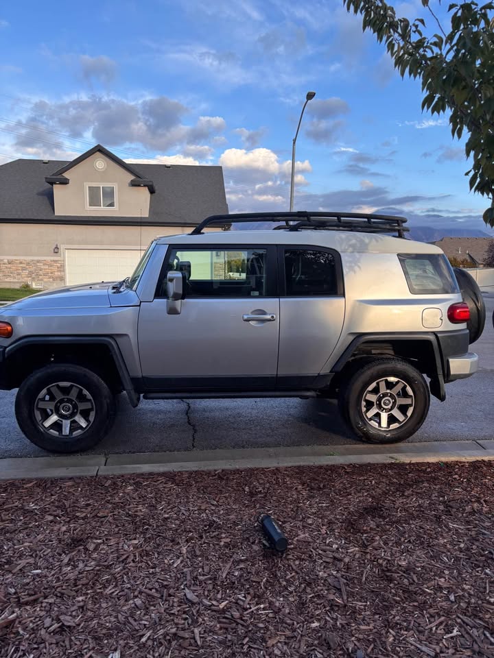 2008 Toyota FJ Cruiser in Provo, UT (photo 4) — photo 4