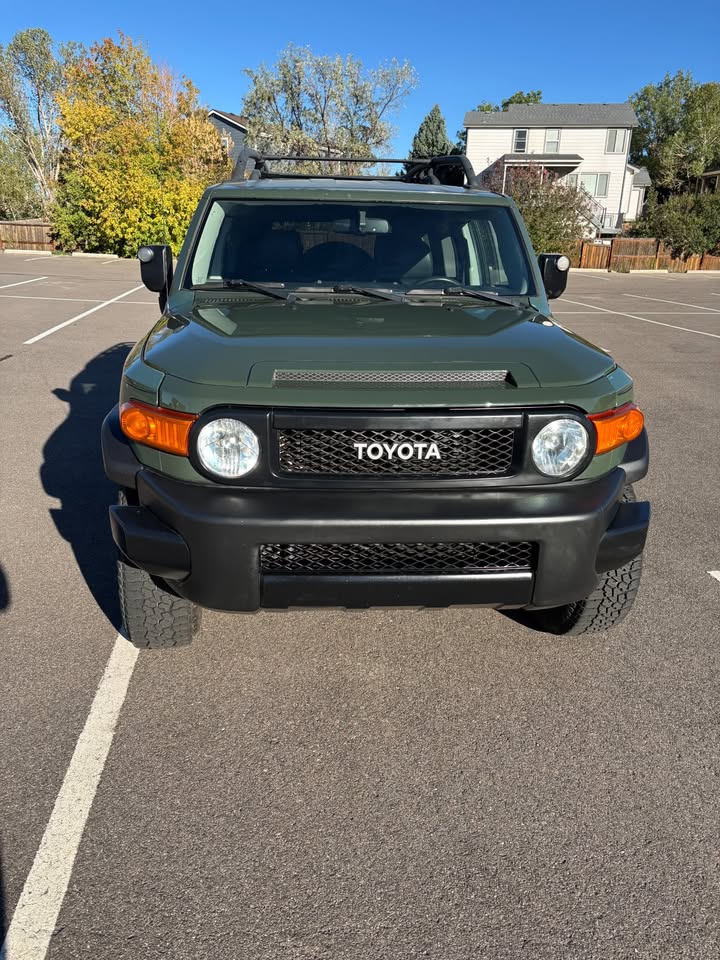 2011 Toyota FJ Cruiser in Centennial, CO (photo 4) — photo 4
