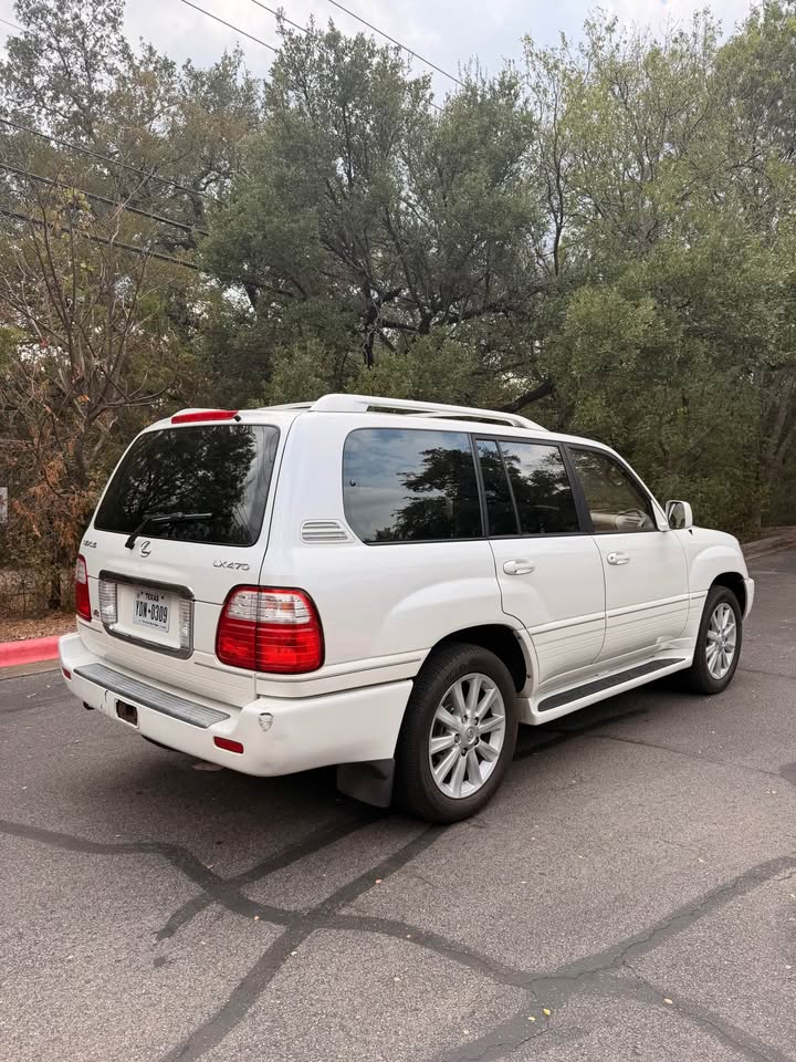 2003 Lexus LX · LX 470 Sport Utility 4D in Austin, TX (photo 4) — photo 4