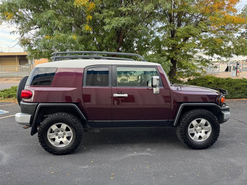 2007 Toyota FJ Cruiser · Sport Utility 2D in Denver, CO (photo 4) — photo 4
