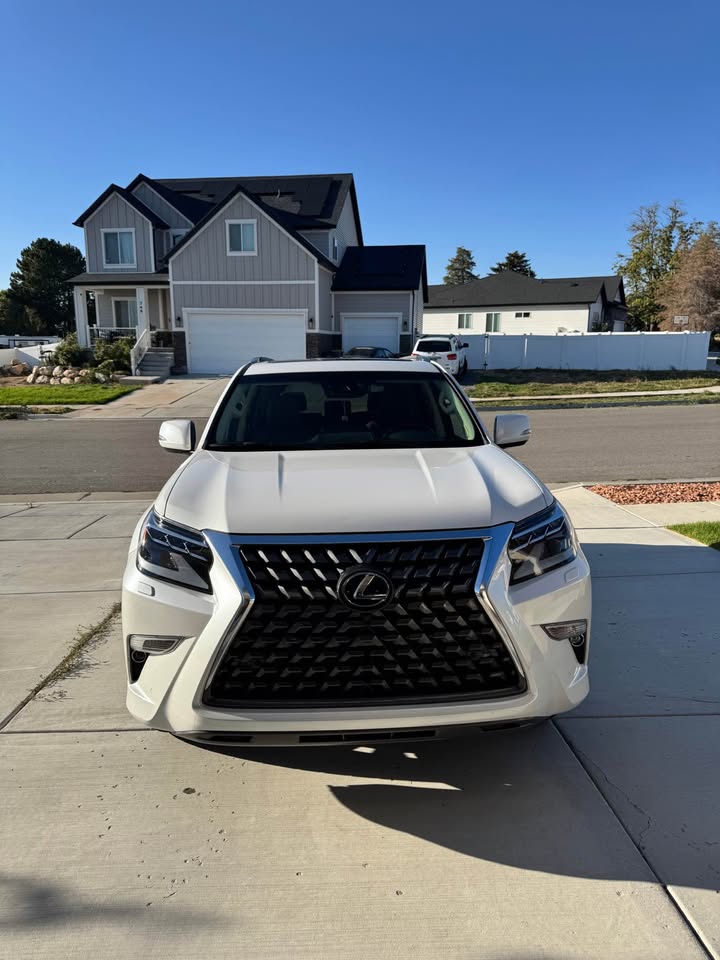 2023 Lexus GX · GX 460 Luxury Sport Utility 4D in Clearfield, UT (photo 4) — photo 4