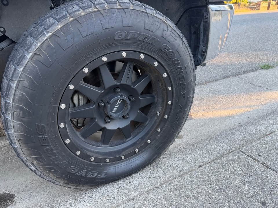 2014 Toyota Tundra CrewMax in Dixon, CA (photo 4)