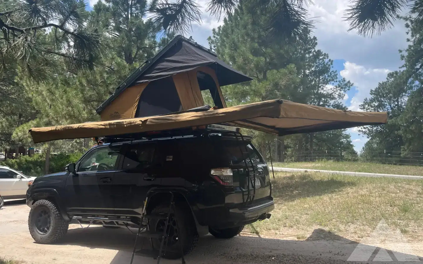 4x4 Colorado nimbus roof top tent and 270 awning — used gear for sale (photo 6) — photo 6