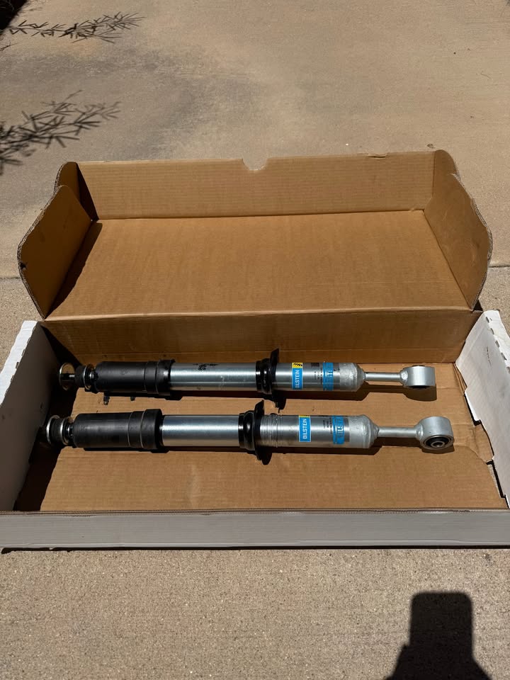Bilstein 5100 Front Strut Pair in Tucson, AZ (photo 3) — photo 3