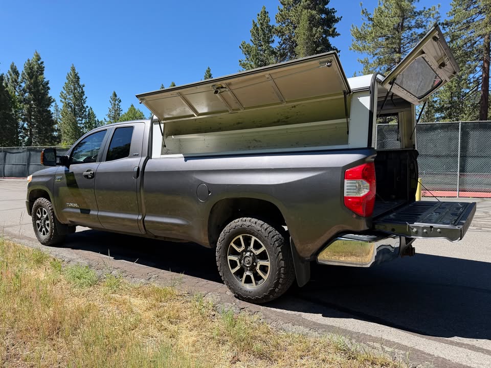 2016 Toyota Tundra SR5 8ft bed in Carnelian Bay, CA (photo 4) — photo 4