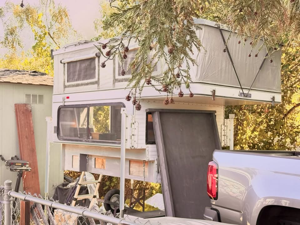 Pop-up Camper in Los Altos, CA (photo 3) — photo 3