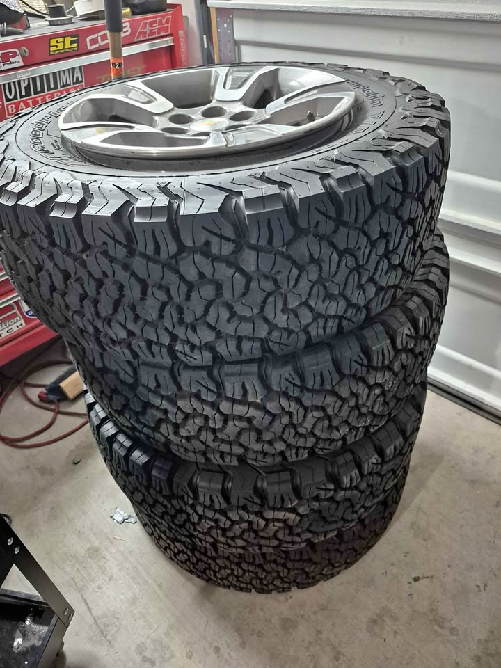 Set of 4 LT265/65R17 BFGoodrich T/A KO2 All-Terrain & Wheels in Tucson, AZ (photo 1) — photo 1