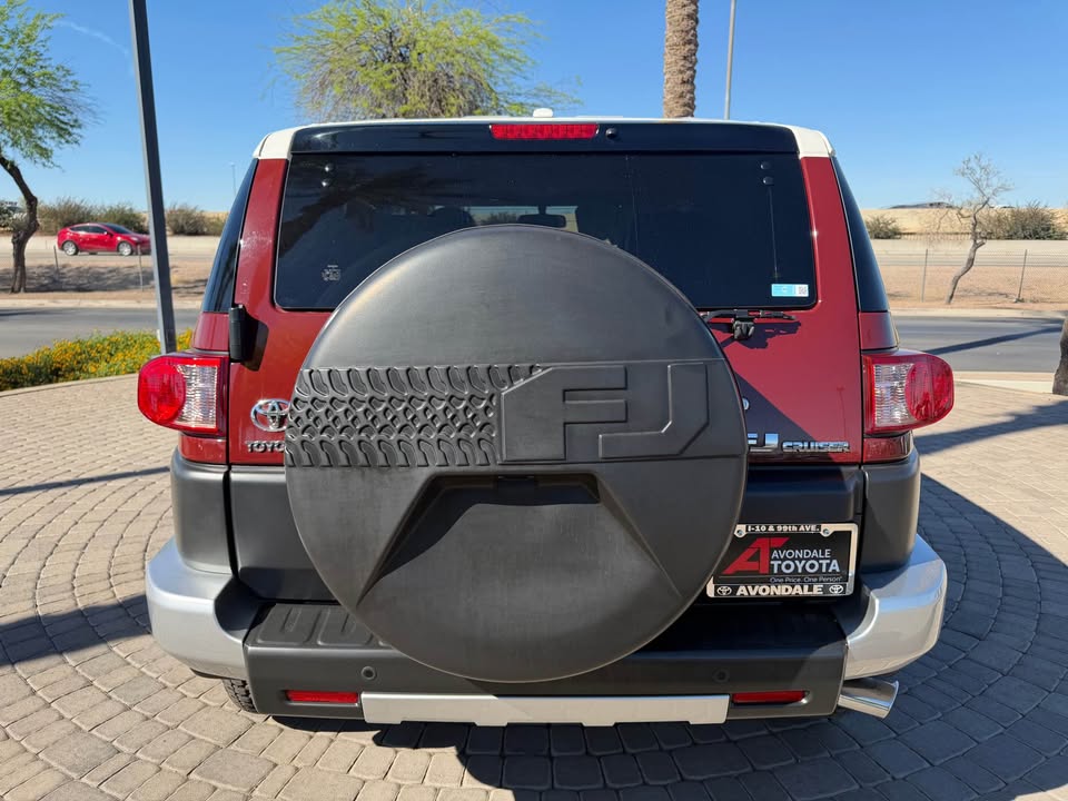 2011 Toyota FJ Cruiser · Base in Avondale, AZ (photo 5) — photo 5