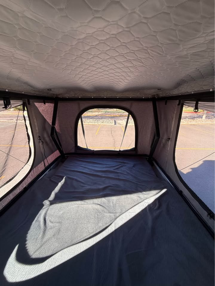 Roofnest Hard Shell Rooftop Tent in Colorado Springs, CO (photo 5) — photo 5