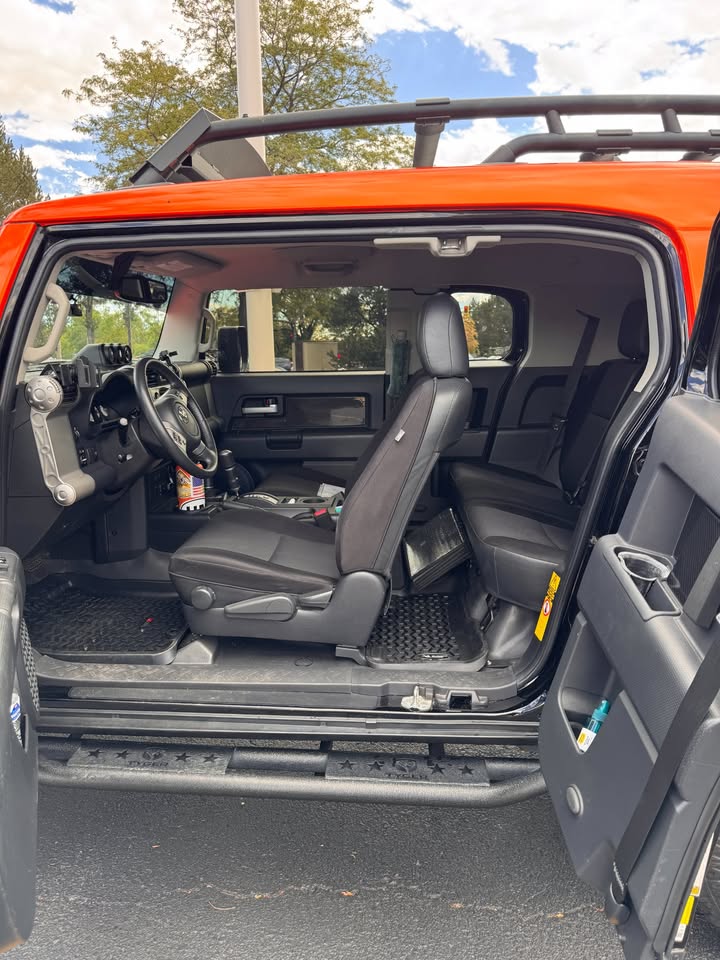 2014 Toyota fj cruiser 4x4 in Loveland, CO (photo 5) — photo 5
